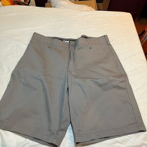 Lee Men's Gray Shorts size 36 NWOT